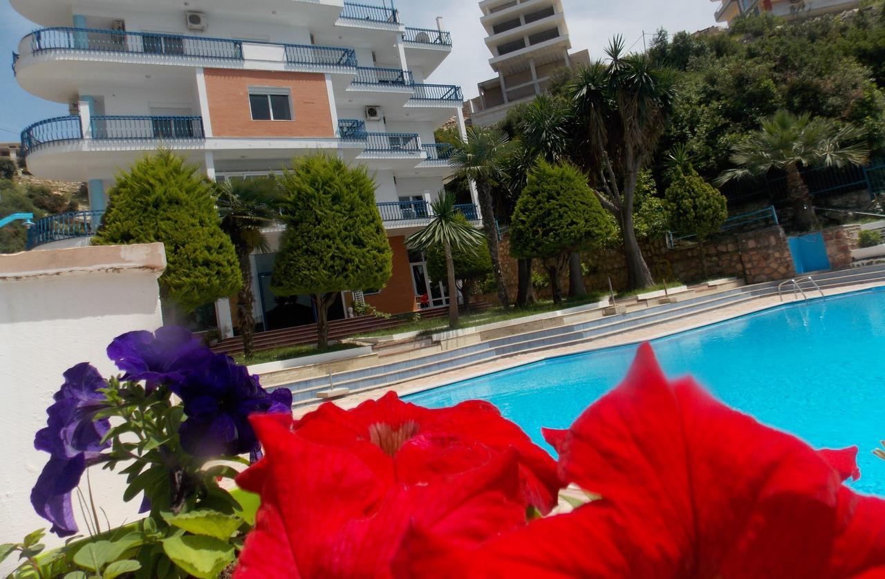 Hotel Dea Саранда Екстер'єр фото