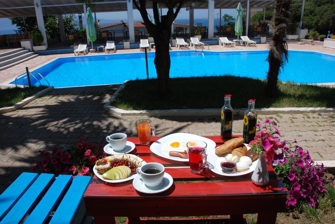 Hotel Dea Саранда Екстер'єр фото