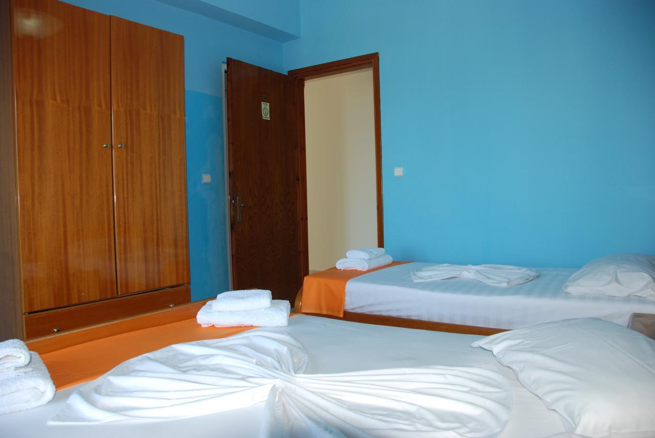 Hotel Dea Саранда Екстер'єр фото