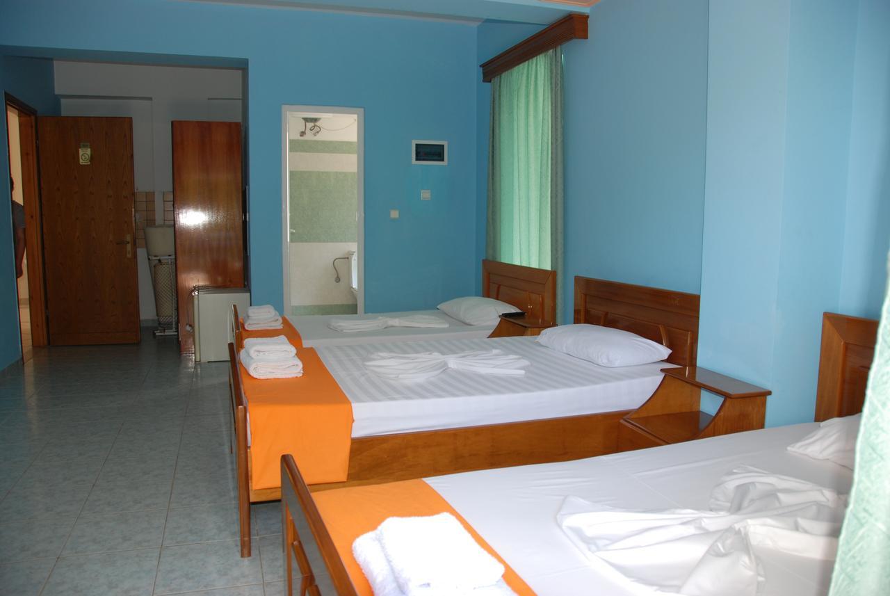 Hotel Dea Саранда Екстер'єр фото